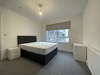 KDM - New 1 bedroom apartment!