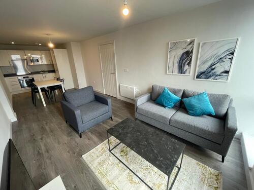3 Neptune Place