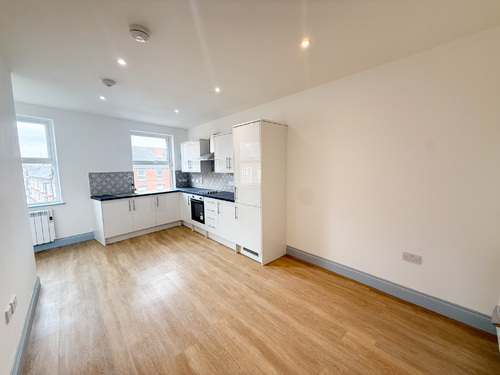  - 34 Crocus Street - L5 7RU