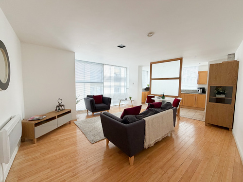  - Beetham Plaza - L2 0XJ