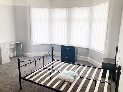 Main Photograph - Queens Drive - Whole - Walton - L4 6SG