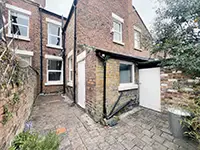 Three story property in Aigburth for rent. 4 bedroom terrace. 