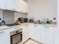 Professional, 1 bedroom apartment located in the business district of Liverpool - available for rent from 27th of September 2021.